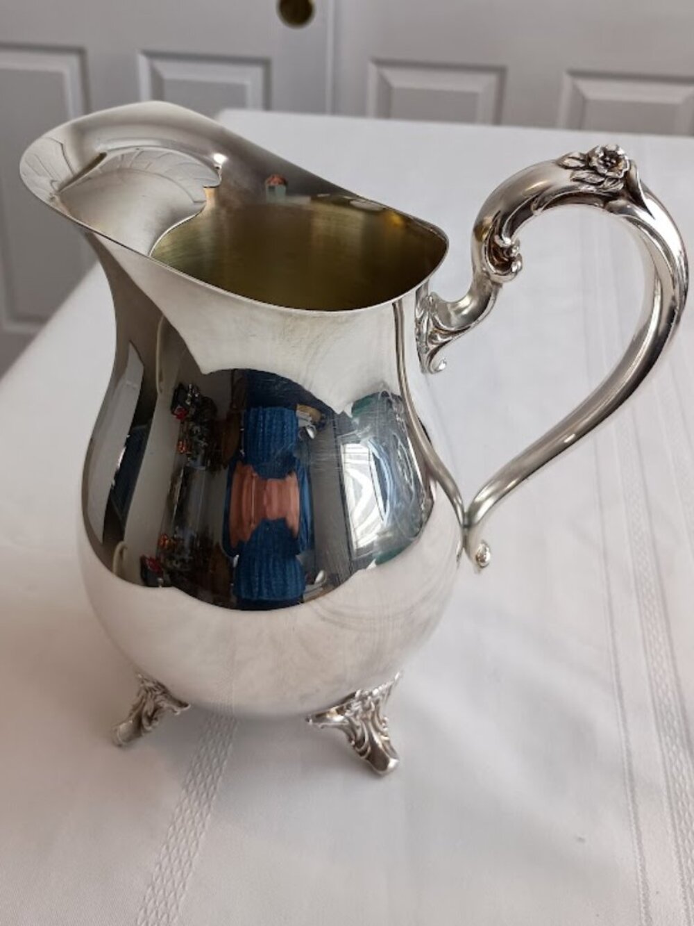 Vintage Oneida Silver-Plated Footed Water Pitcher with Ornate Handle